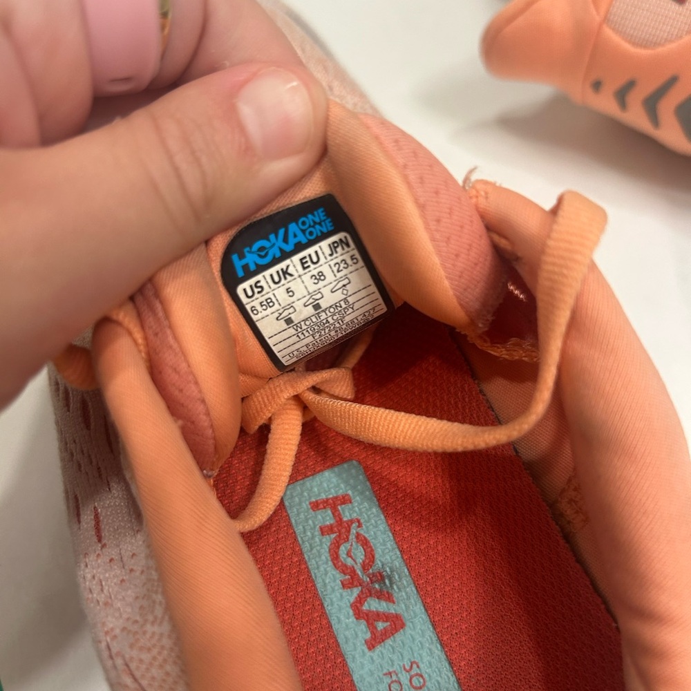 Hoka One Women's Clifton 8 running shoes - Picture 6 of 7